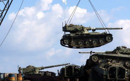 Lebanon dìm 10 xe tăng xuống biển, chĩa nòng súng về phía Israel