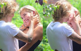 Justin Bieber ôm hôn Hailey cực lãng mạn chẳng khác thời còn yêu Selena Gomez