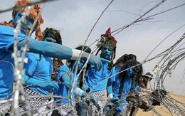 Lý do người Palestine nhảy múa trên dải Gaza giữa mịt mù khói lửa xung đột với Israel