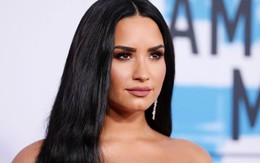 Demi Lovato bị buồn nôn và sốt cao, vẫn phải nằm viện sau 6 ngày đi cấp cứu vì sốc ma túy