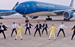 CEO Vietnam Airlines: "To rất nhiều lợi thế, nhưng sẽ bị đâm thủng bụng nếu không nhanh và không chịu thay đổi"