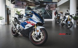 Rẻ hơn cả trăm triệu đồng, BMW S1000RR dưới thời THACO có gì khác biệt?