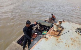 Tìm thấy thi thể thuyền trưởng và thuyền viên vụ tàu hàng tông sà lan trên sông Sài Gòn