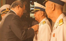 Phong tặng, truy tặng ba anh hùng Hải quân