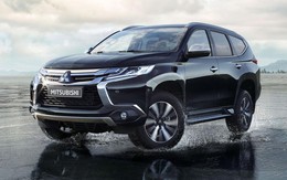 Mitsubishi Pajero Sport giảm giá tháng cô hồn, bổ sung bản mới giá 1,062 tỷ