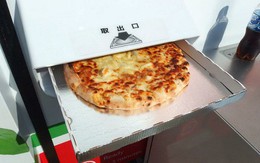 Ở Nhật Bản có cả máy bán pizza tự động, chẳng cần lo cửa hàng đóng cửa, cứ ra mua là có