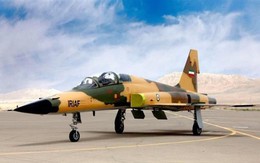 Iran "trình làng" mẫu máy bay chiến đấu thế hệ mới 100% nội địa