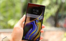 Nhiều người dùng phàn nàn Galaxy Note 9 bị “lỗi” hở sáng màn hình