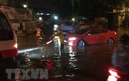Hải Phòng: Mưa lớn kéo dài 3 giờ gây ngập lụt nghiêm trọng