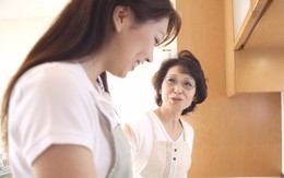 Gặp được mẹ chồng thuộc 4 con giáp này, phụ nữ xác định cuộc sống làm dâu sướng như tiên, gia đạo êm ấm, hòa thuận từ trong ra ngoài