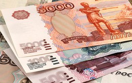 Đồng ruble của Nga sụt xuống mức thấp nhất trong gần 2 năm qua so với đồng USD