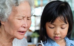 Nàng dâu muốn mẹ chồng trông con hộ để đi làm, bố chồng nói một câu đau lòng, nhưng chị em ai cũng ủng hộ