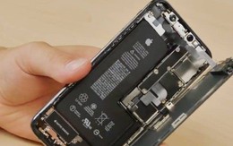 Video "mổ bụng" iPhone XS: Pin chữ L liền khối, dung lượng nhỏ hơn iPhone X