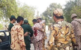 Xả súng đẫm máu trong lễ diễu binh Iran: Khoảnh khắc súng nã liên thanh đầy ám ảnh