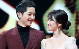 Song Joong Ki hạnh phúc nói về cuộc sống tân hôn, Song Hye Kyo đăng ảnh đón năm mới