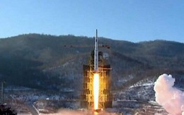 Ông Kim Jong-un ra lệnh phát triển tên lửa lớn chưa từng có