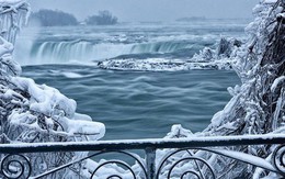 Ngắm thác nước Niagara đẹp đến kỳ ảo trong mùa băng giá