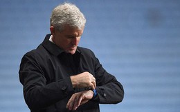 Mark Hughes - HLV thứ 7 ở Premier League bị sa thải