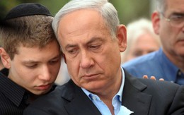Kỳ kèo tiền trả vũ nữ thoát y, con trai thủ tướng Israel làm hại cha