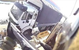 Lộ video tố biệt kích Mỹ bắn nát cửa sổ xe tải của dân thường