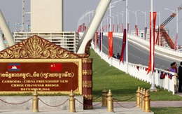 Bị phương Tây quay lưng, Campuchia được Trung Quốc đổ tiền