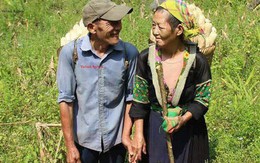 Nụ cười và cái nắm tay của hai ông bà cụ miền sơn cước khiến giới trẻ ước gì có một tình yêu như thế