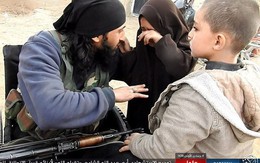 Chiến binh IS cụt chân tạm biệt con gái rồi lái xe bom lao vào quân đội Syria