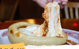 Món pizza trông như chiếc bát mới lạ ở Chicago làm thực khách vô cùng thích thú