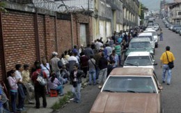 Nghịch lý thiếu xăng ở "vương quốc dầu lửa" Venezuela