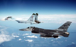 Không quân Bỉ lần đầu công bố video chặn Su-27 Nga trên biển Baltic