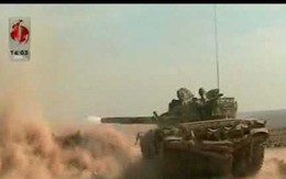 Video: Đạn pháo, tên lửa của quân đội Syria "đè bẹp" phiến quân ở Hama