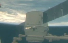 [Video] SpaceX Dragon mang gà tây, sốt việt quất lên vũ trụ