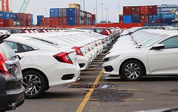 Tuần qua, ô tô nhập khẩu tăng đột biến