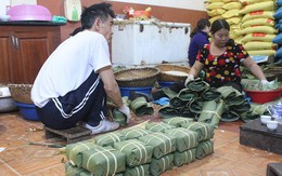 Làng bánh chưng nổi tiếng nhất Hải Phòng tất bật ngày giáp Tết