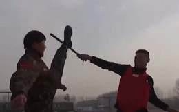 Xem nữ biệt kích Trung Quốc luyện tập tay không hạ gục đối thủ