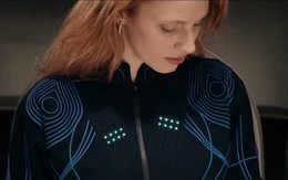 Chiếc áo khoác công nghệ cao này cho phép người khiếm thính 'cảm nhận' âm nhạc trên da