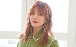 Ngỡ ngàng với nhan sắc trẻ trung của Triệu Vy ở tuổi 43