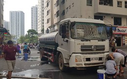 Xe téc bẩn chở nước cho người dân HH Linh Đàm do chính Ban quản lý thuê