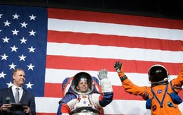 [Video] NASA giới thiệu các mẫu quần áo phi hành gia mới