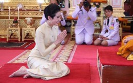"Hồng nhan bạc phận": Vẻ đẹp nao lòng của Hoàng quý phi Thái Lan mới bị phế truất