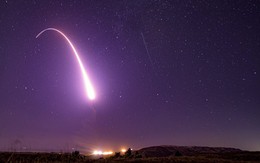 24h qua ảnh: Mỹ phóng thử tên lửa đạn đạo xuyên lục địa