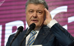 Cựu TT Poroshenko rưng rưng nước mắt khẳng định Crimea sẽ về với Ukraine, nghị sĩ Nga liền "tạt nước lạnh"