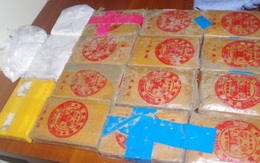 Giải mã dòng chữ tiếng Trung Quốc trên hàng chục bánh heroin trôi dạt vào bờ biển Quảng Nam