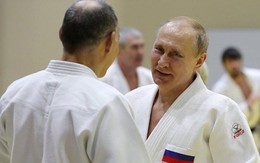 Ông Putin bị thương khi luyện tập Judo