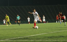 U22 Việt Nam 4-0 U22 Timor Leste: Xuân Tú bay người đánh đầu ấn định chiến thắng