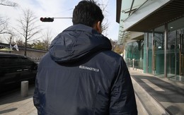 Dãy số bí ẩn trên áo đội an ninh Phủ tổng thống Hàn Quốc trước thềm thượng đỉnh Trump-Kim