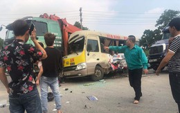 Hà Nội: Tai nạn liên hoàn giữa 3 ô tô và 1 xe máy khiến 2 người tử vong