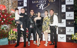 Sao Việt chúc mừng đại gia Tùng Vàng khai trương Luxury VIP