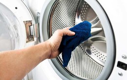 Tại sao máy giặt càng giặt càng bẩn?