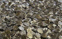 Phát hiện kho đồng xu vàng cổ lớn chưa từng thấy, trị giá 13 triệu USD